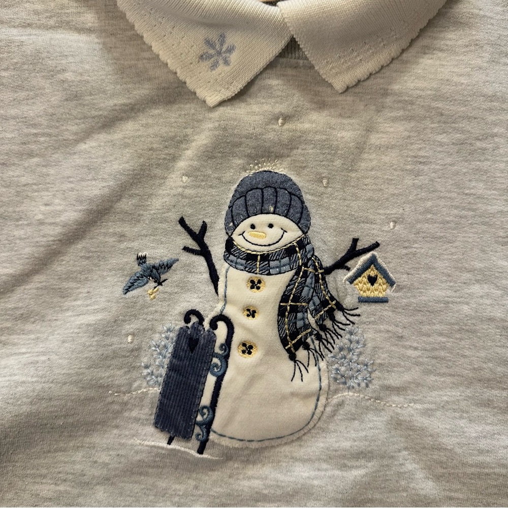 Vintage-Inspired Light Gray Collared Snowman Swea… - image 3